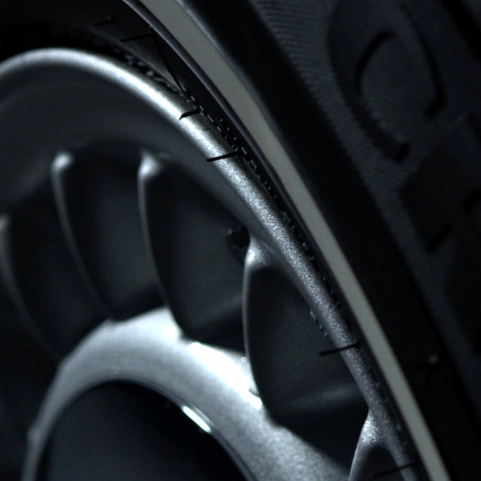 PNEU WHITE Reiniger für Weisswandreifen (250 ml)